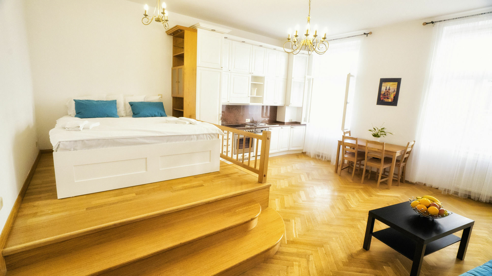 Apartament By The Old Town Square